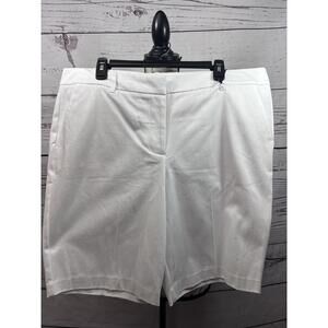 NWT Simply Vera Vera Wang White Zipper‎ Closure Belt Loops Shorts Size 18